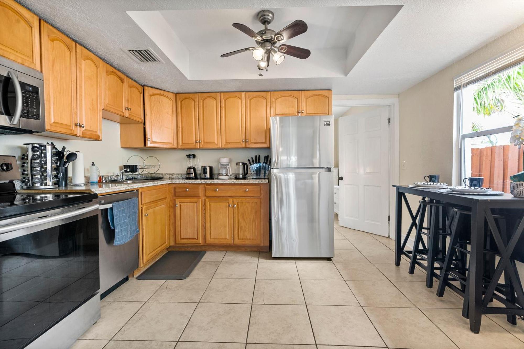 Chic Downtown Vacation Home And Guest Home West Palm Beach Eksteriør billede